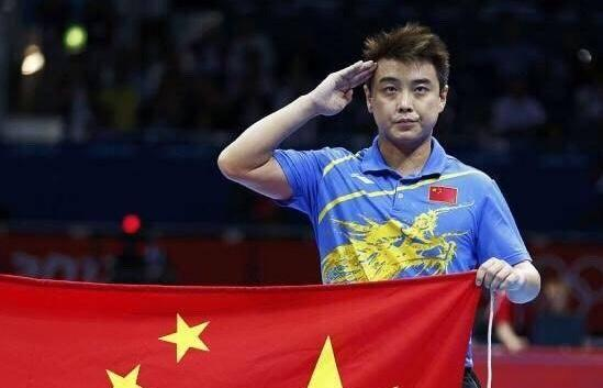 中国队鏖战英格兰队，张继科扛起全队