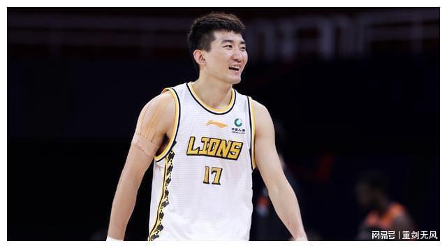 独行侠逆转尼克斯,孙铭徽刷新纪录 独行侠逆转尼克斯,孙铭徽刷新纪录