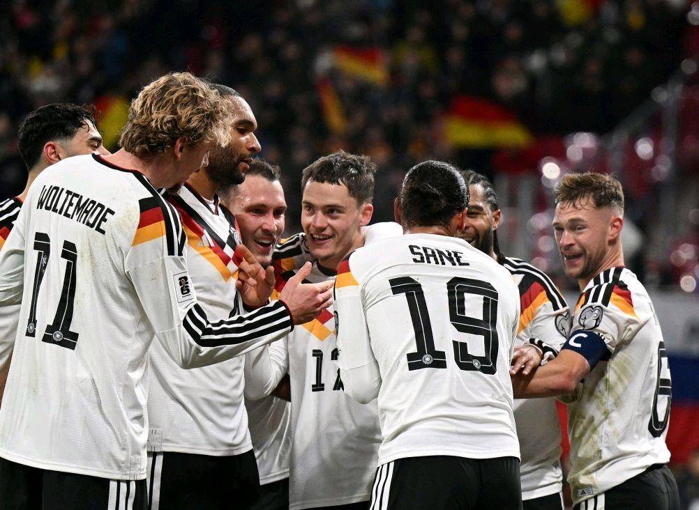 德国队碾压奥地利队,波尔统治全场 德国队碾压奥地利队,波尔统治全场