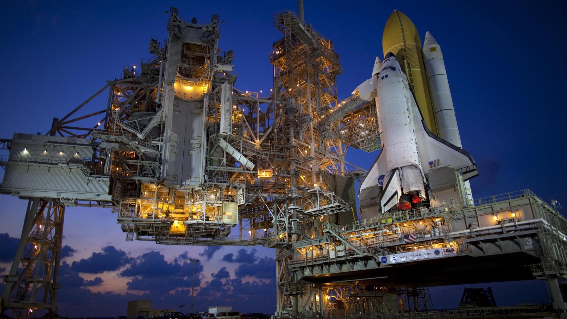 银箭与金靴的共鸣，当赛车线划过欧冠之夜