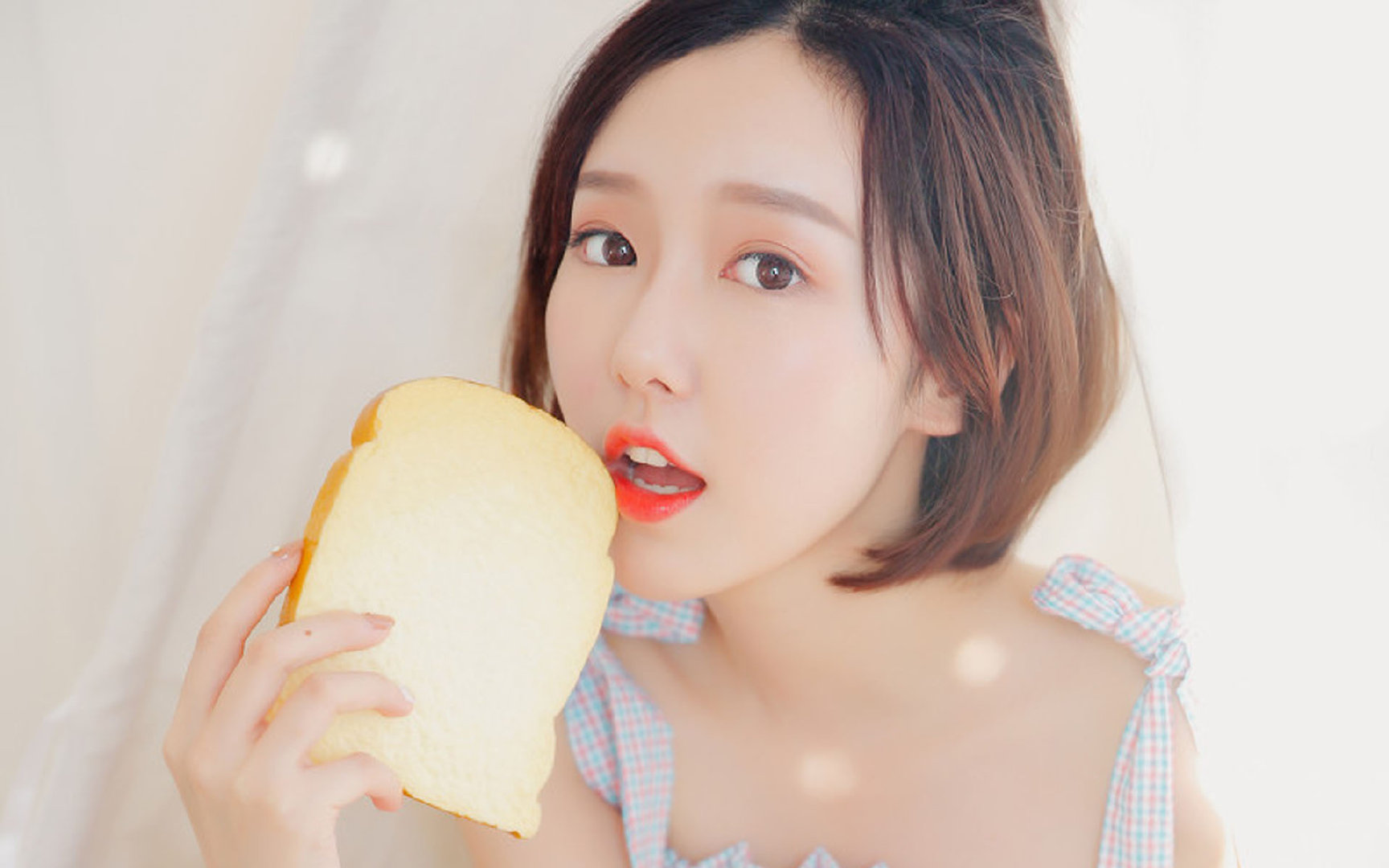 燃烧的羽毛，米切尔压哨一击点燃的不仅是记分牌