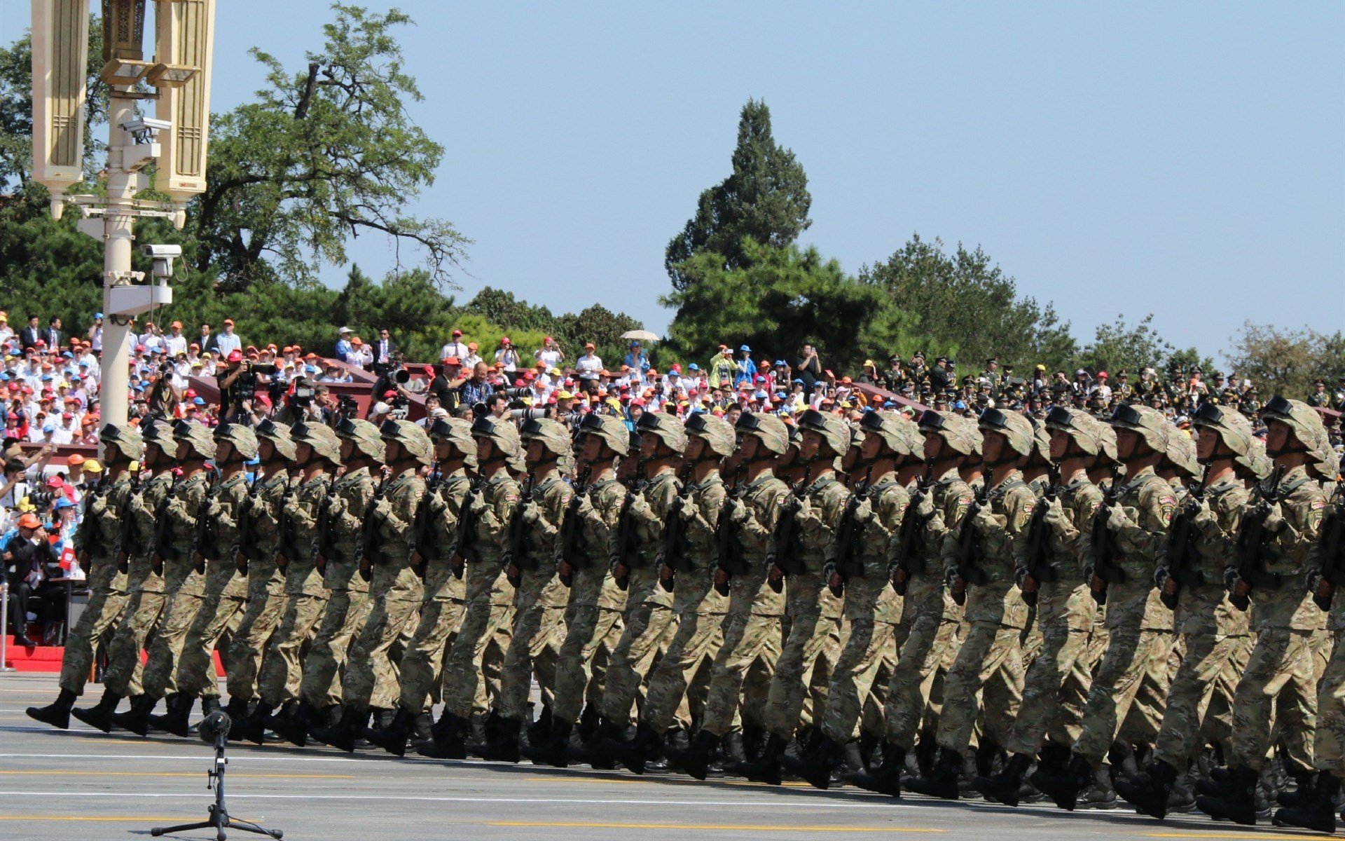 关键回合的较量，德布劳内的冷静与尼斯的逆转奇迹